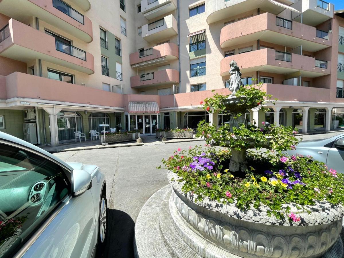 Apartamento Superbe T2 A Deux Pas De La Gare Avec Parking! Annecy Exterior foto